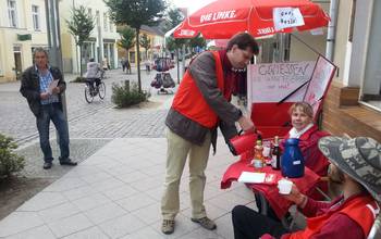Thomas Sarzio betreibt Mobiles Café in Neustrelitz